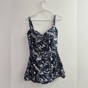 Shore shapes swimsuit